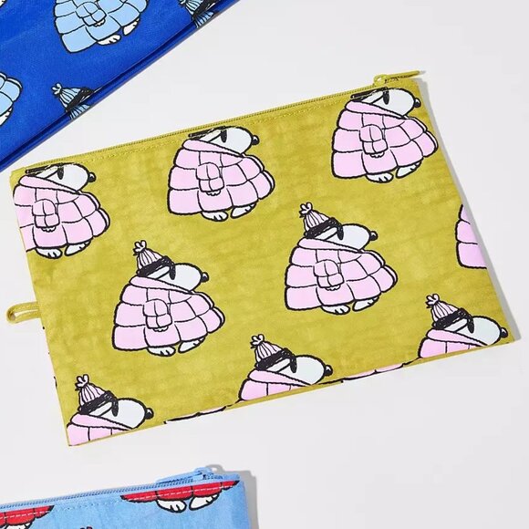 NWOT Baggu Go Pouch Medium - Puffer Snoopy (Butter) - Picture 5 of 6